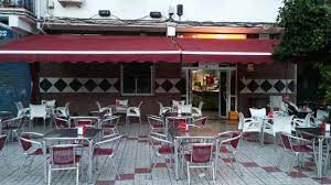 Cafetería El Romeral en el centro de Málaga.